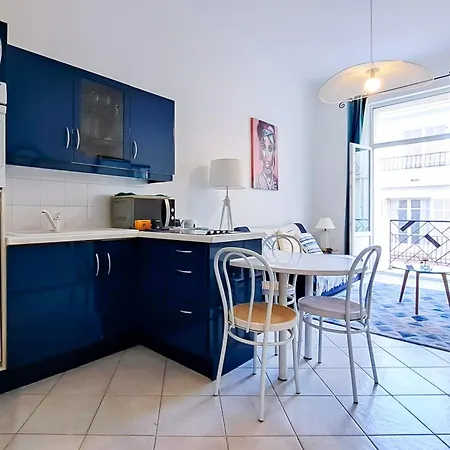Near Palais! In With Ac & Terrace - Benakey * Cannes